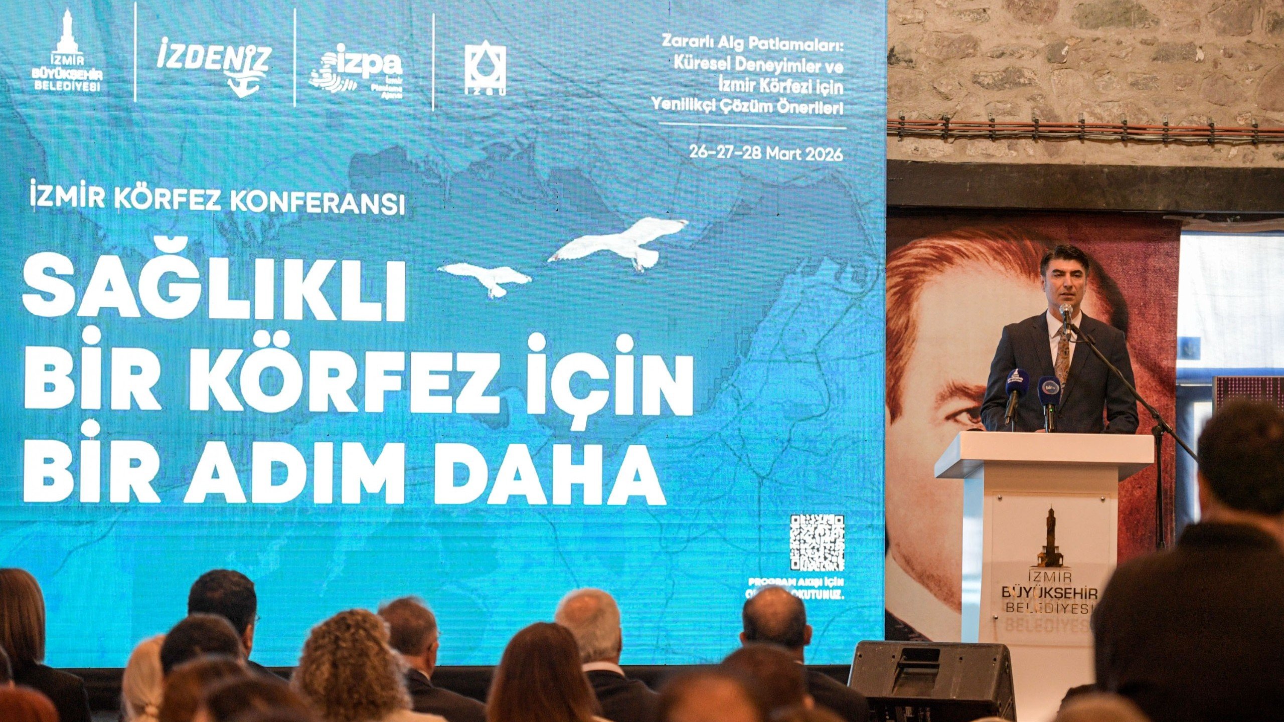 İzmir Körfez Konferansı Başladı: 'Sağlıklı Körfez' İçin Bilimsel Seferberlik