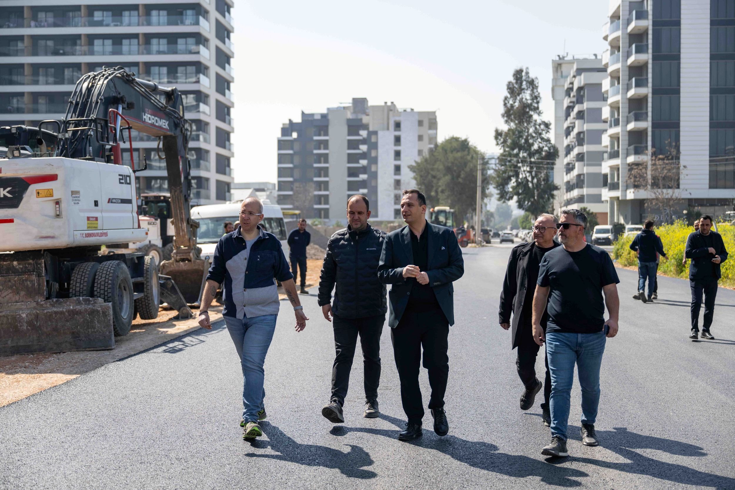 Bornova'da Yol Çalışmaları Hız Kesmiyor