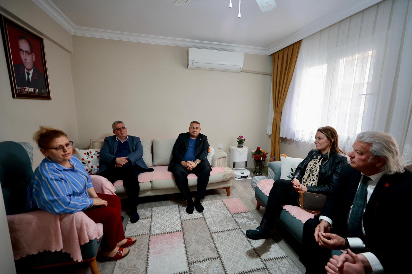 Başkan Mutlu’dan Şehit Eşine Anlamlı Ziyaret (2)