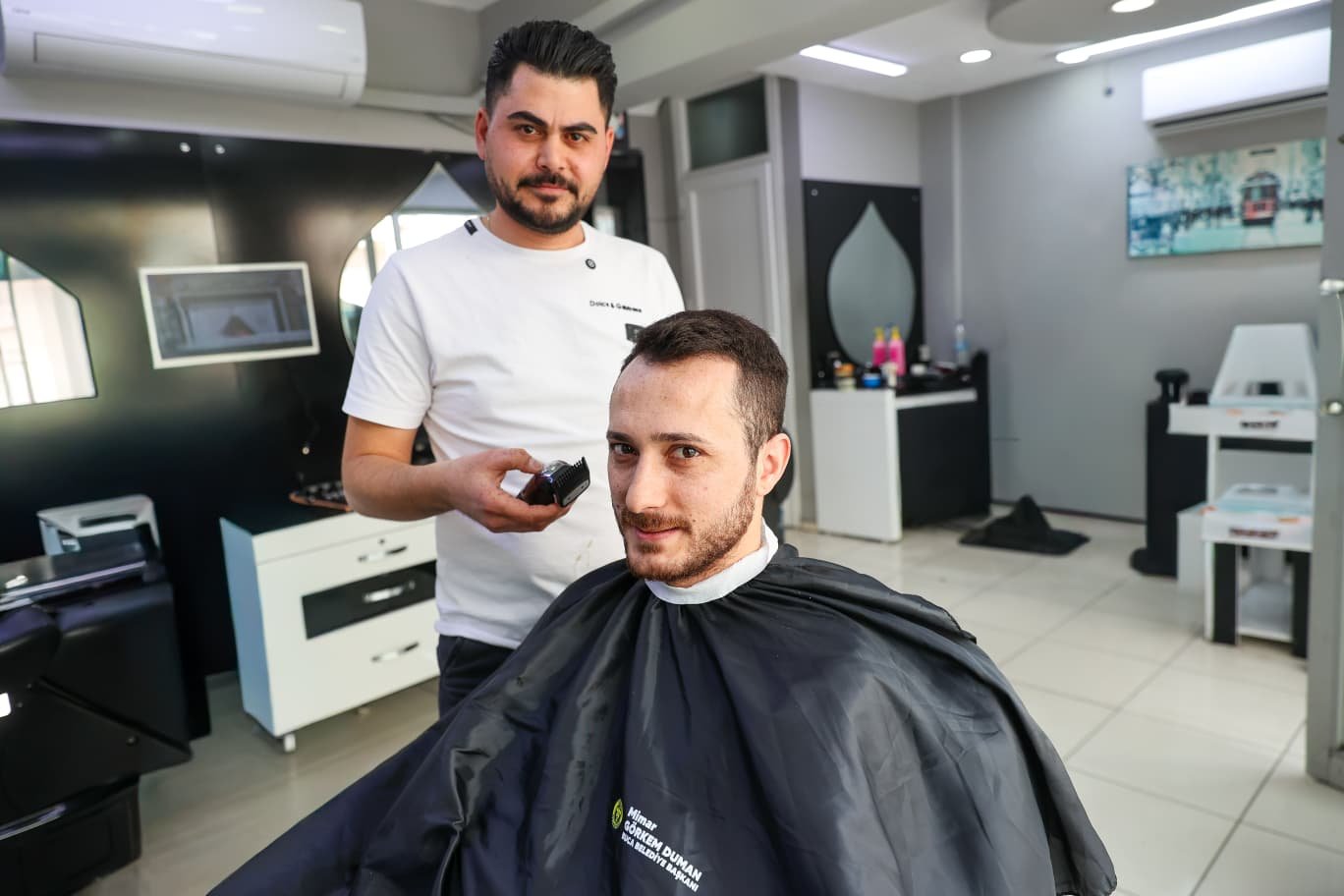 Buca Belediyesi Berberleri Unutmadı 01