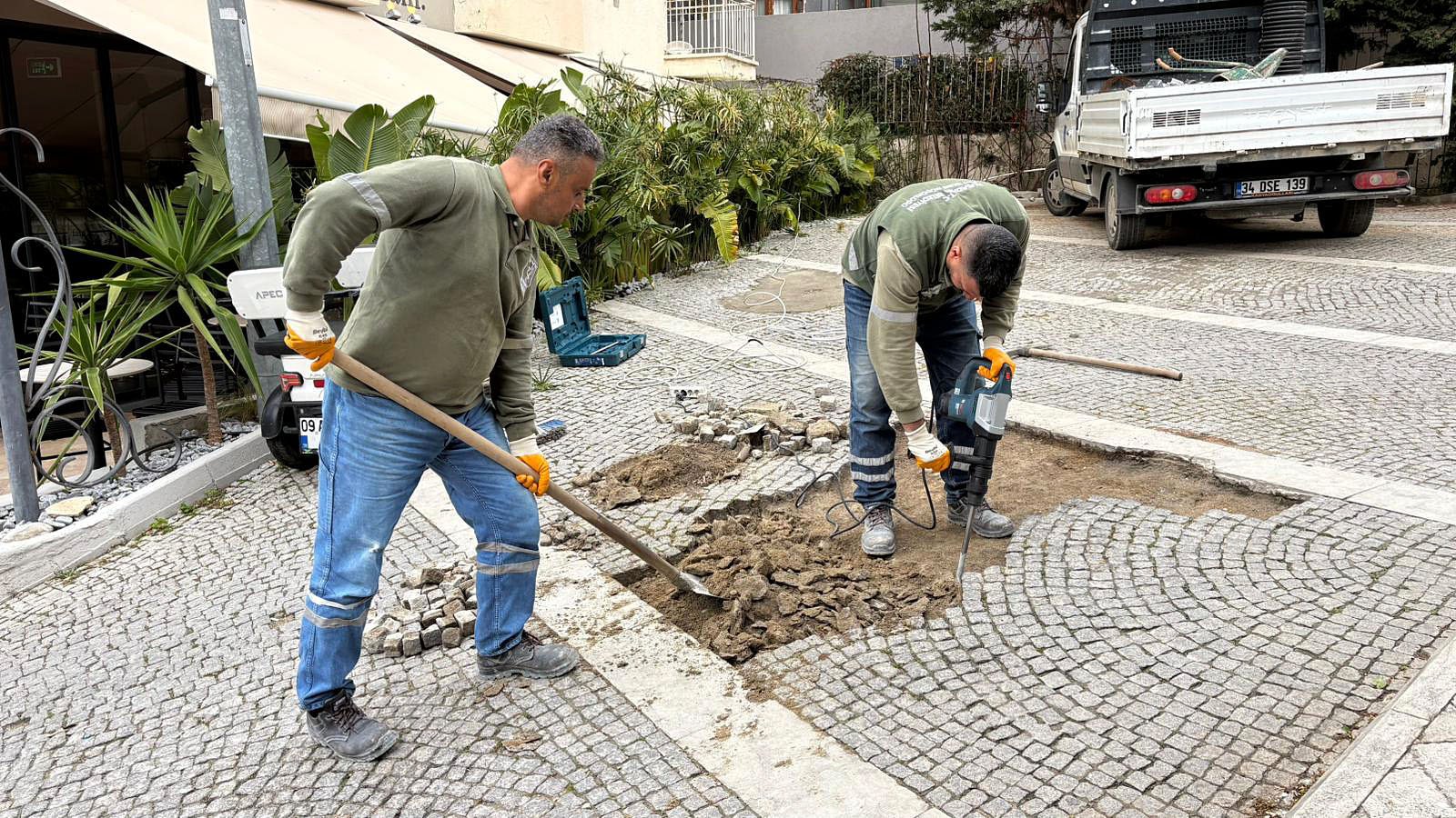 Fen Isleri Müdürlügü Yogun Mesai (1)