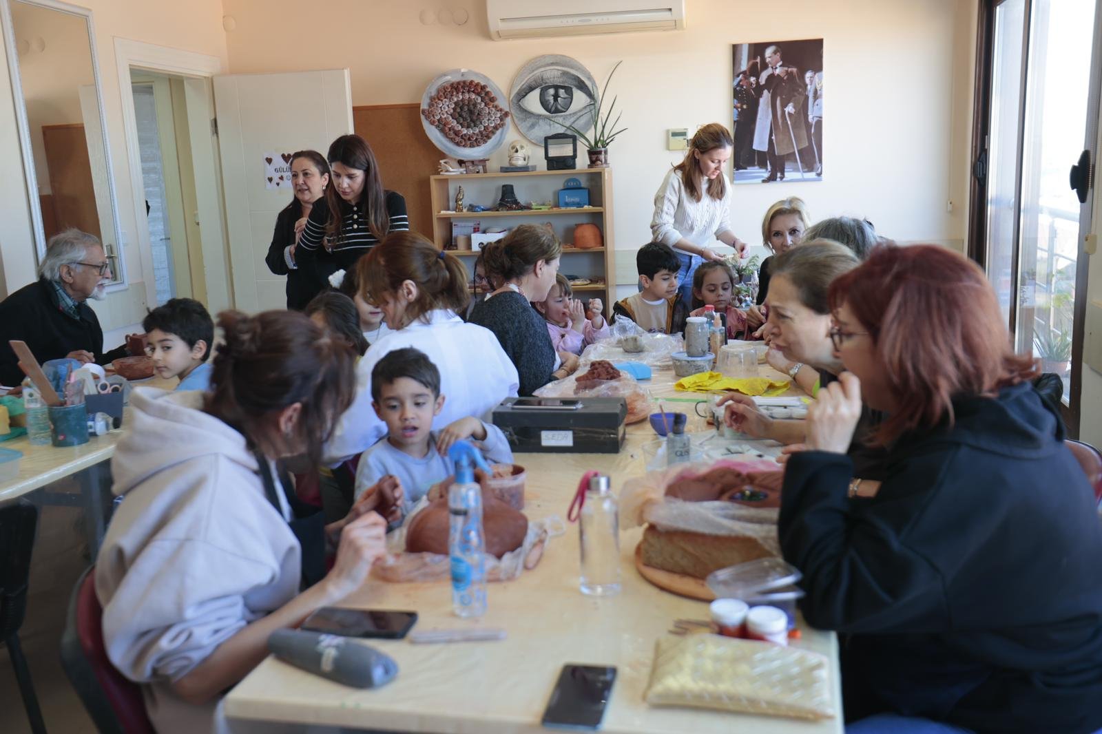 Konak’ın İleri Yaş Merkezi’nde Bayram Neşesi (5)