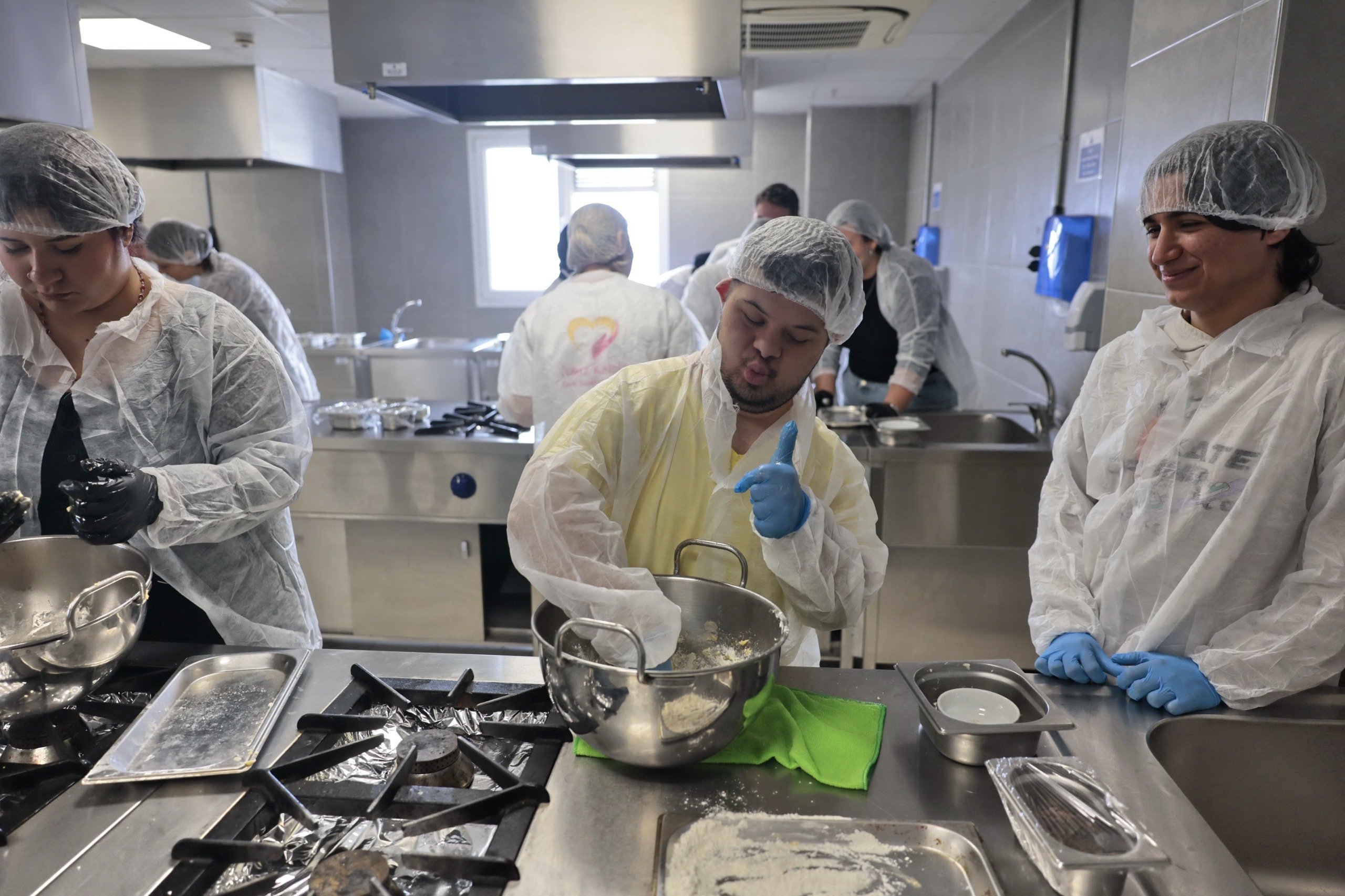 Konak’ın Temiz Kalpli Şeflerinden Down Sendromuna ‘Tatlı’ Farkındalık (4)