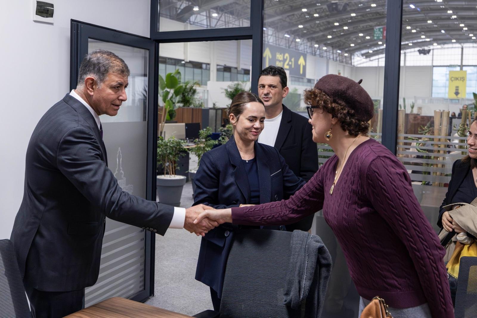 Minguzzi Ailesinden Başkan Tugay'a Ziyaret