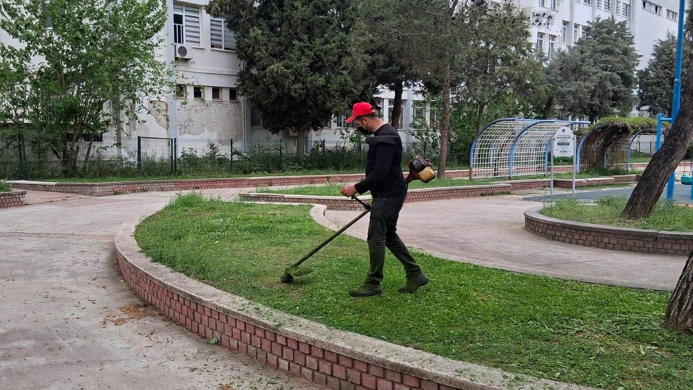Efeler'de Bahar Temizliği Seferberliğe Dönüştü