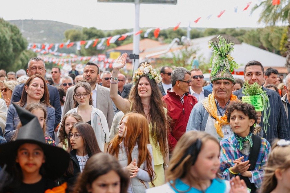 15. Uluslararası Alaçatı Ot Festivali Yüz Binlerce Kişiyi Ağırladıphoto 2026 04 27 10 09 59 5