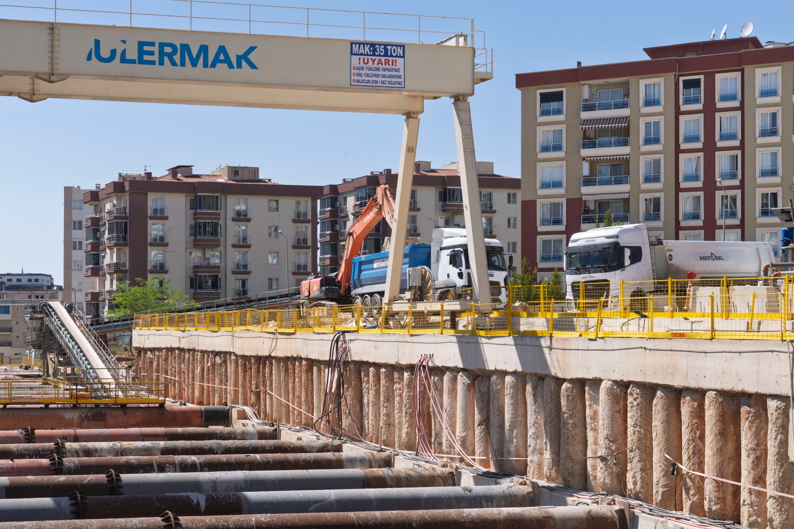 29.04.2026 5898542F 3E27 420C 8D40 02A61Aa00F9A