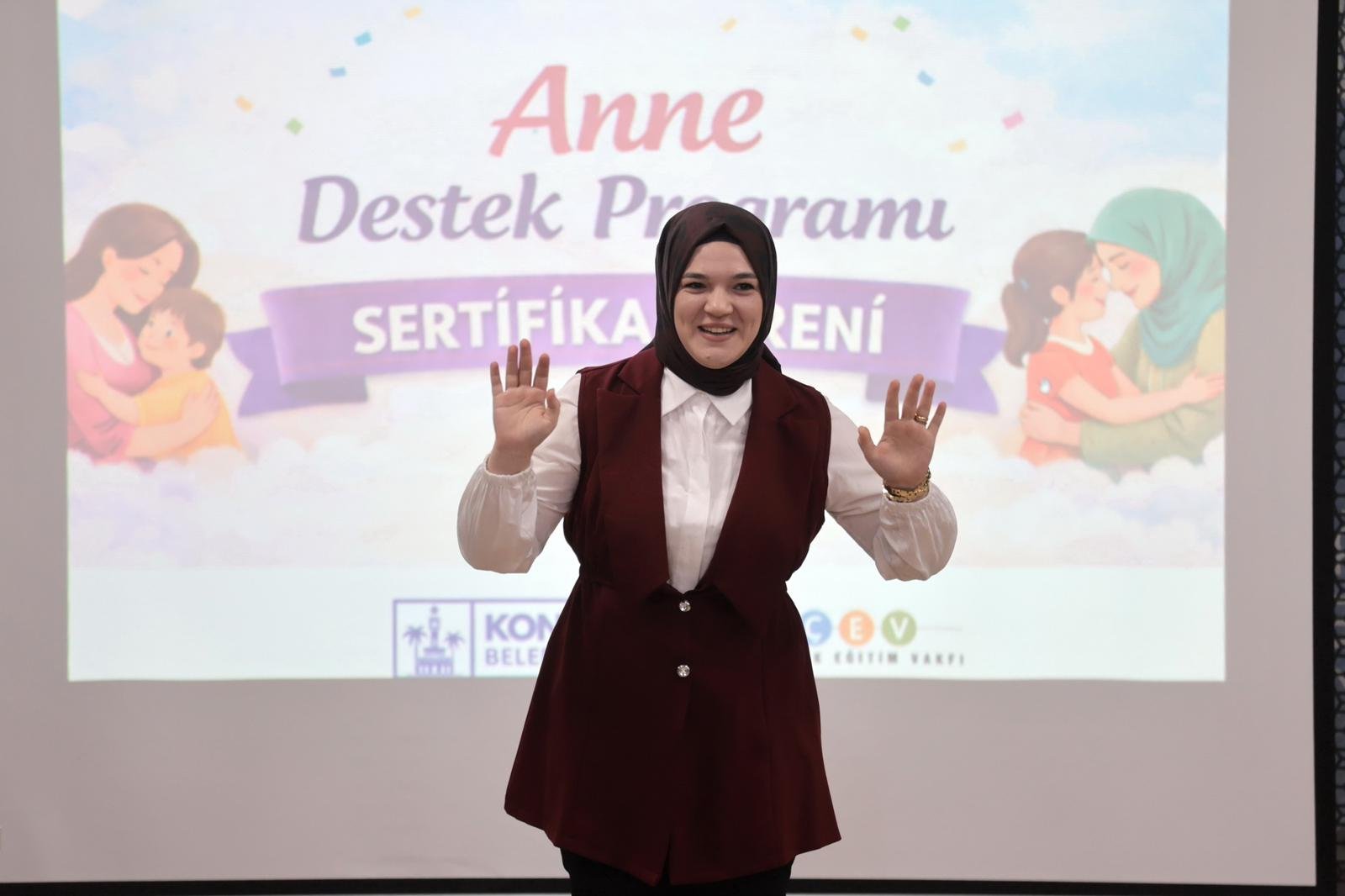 Anne Destek Programı Mezunları Sertifikalarını Başkan Mutlu’dan Aldı (4)