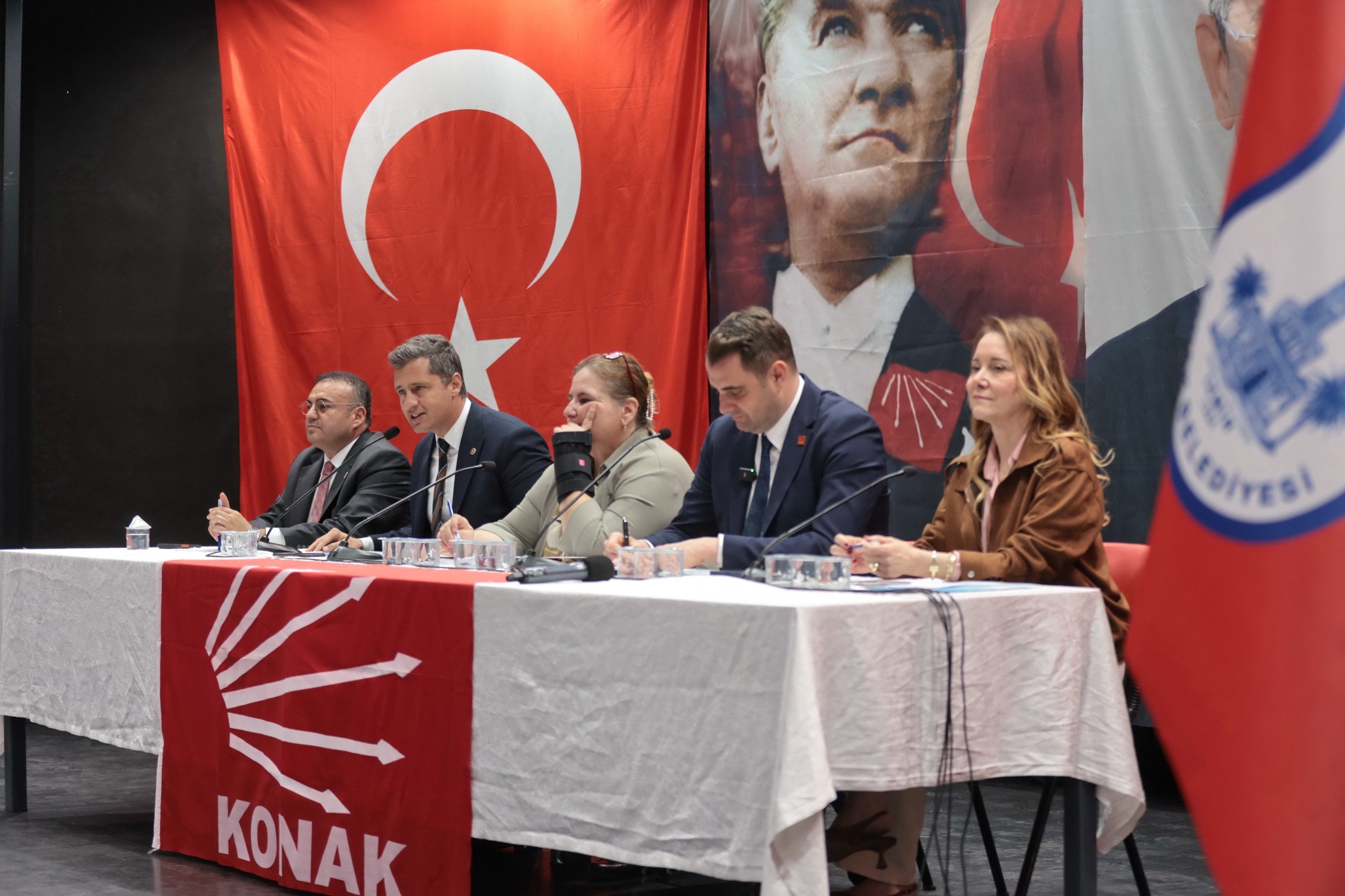 Balkan Ve Rumeli Dernekleri Konak’ta Buluştu Birlik Ve Dayanışma Vurgusu (7)