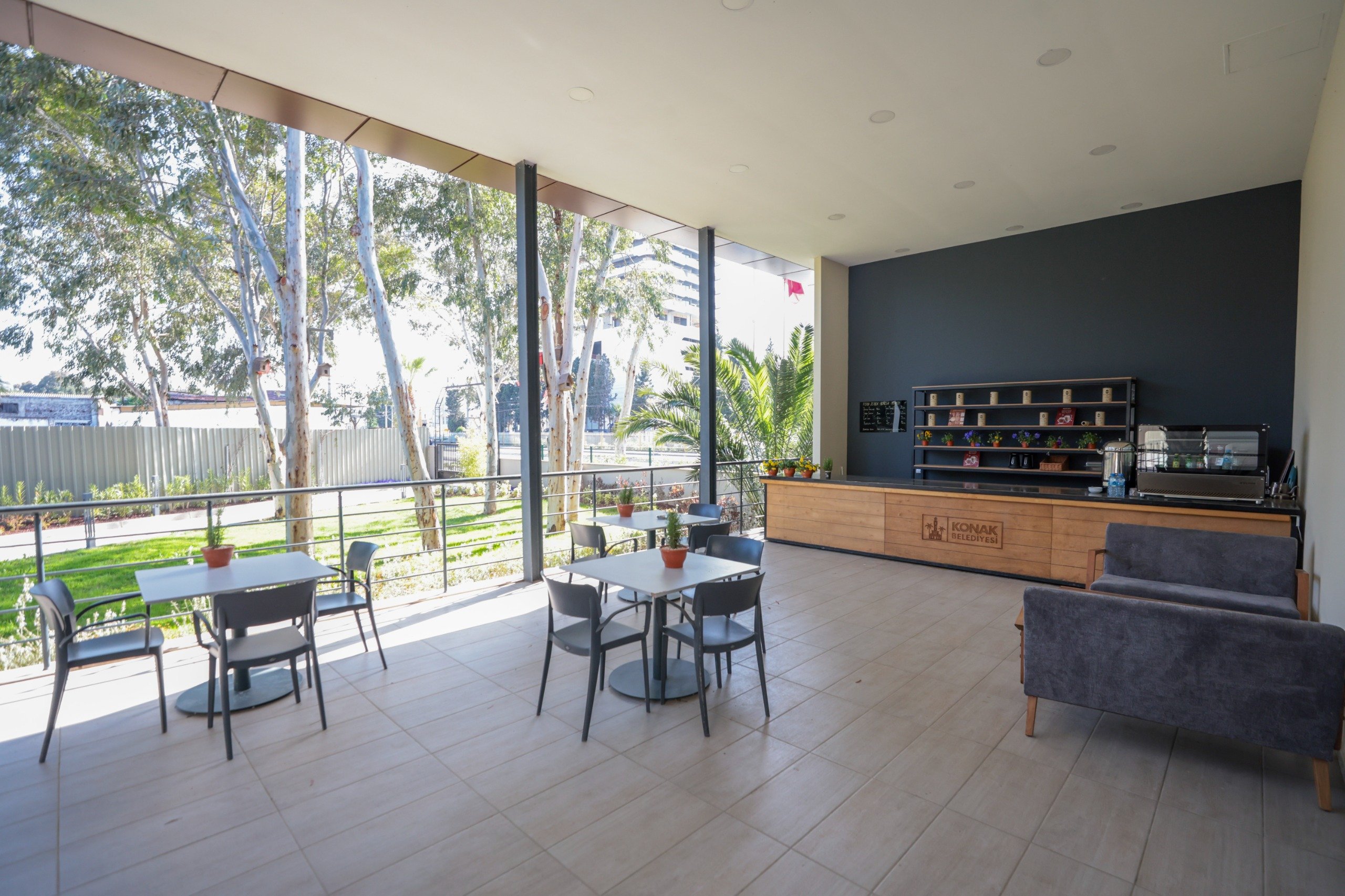 Başkan Mutlu Ferdi Zeyrek Gençlik Merkezi’nde Gençlerle Buluştu (3)