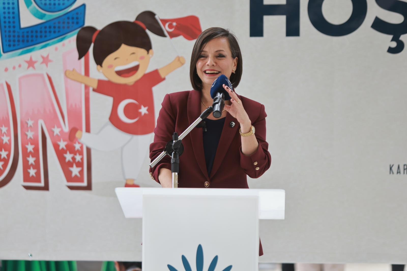 Karabağlar Belediyesi 23 Nisan Şenliği (3)