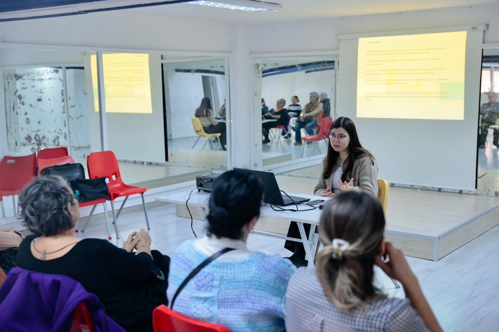 Konak’ta Bağımlılık Ile Mücadele Eğitimleri Devam Ediyor (3)