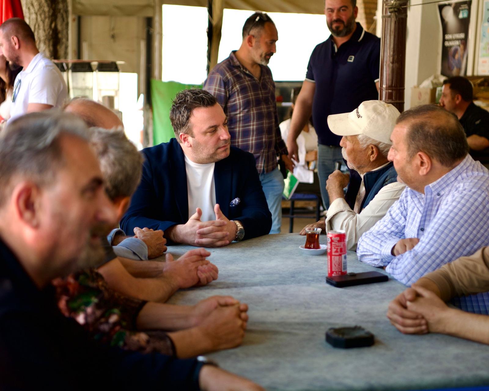 Kuşadasi Beledi̇yesi̇ Başkan Veki̇li̇nden Kirsal Mahallelere Zi̇yaret (10)