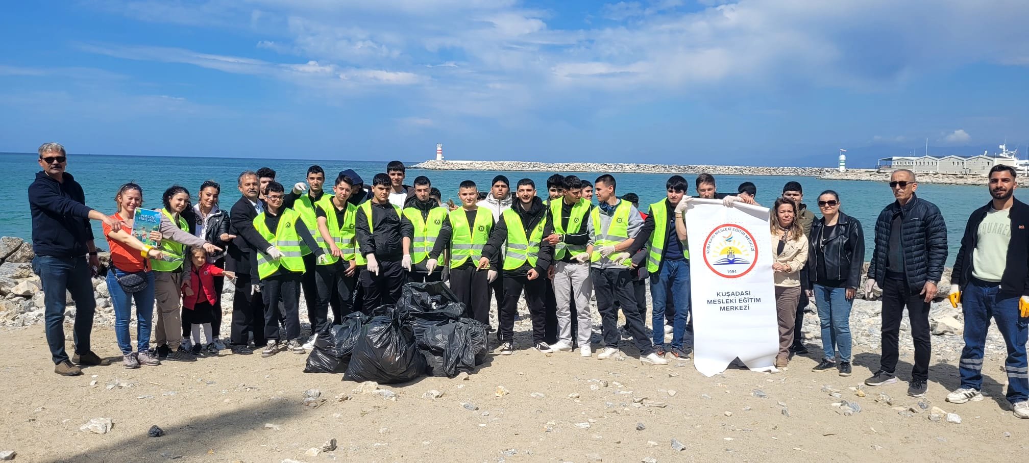 Mavi Deniz Yeşil Gelecek (8) (1)