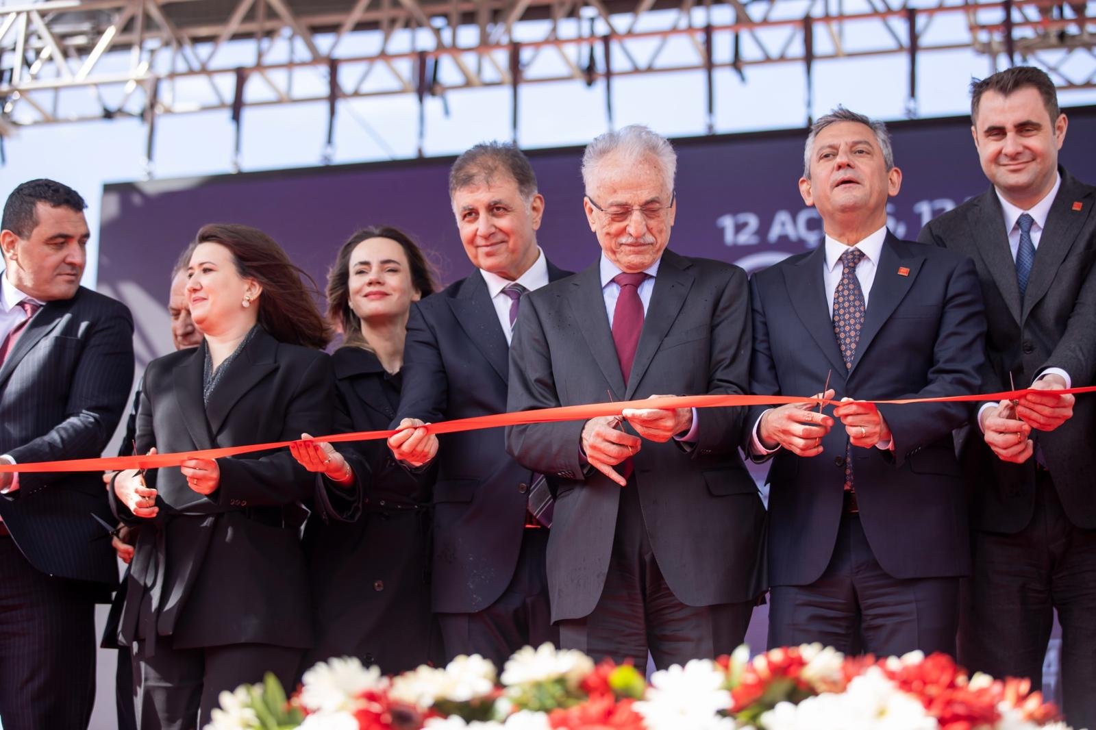 P H O T O 2026 04 02 17 09 11