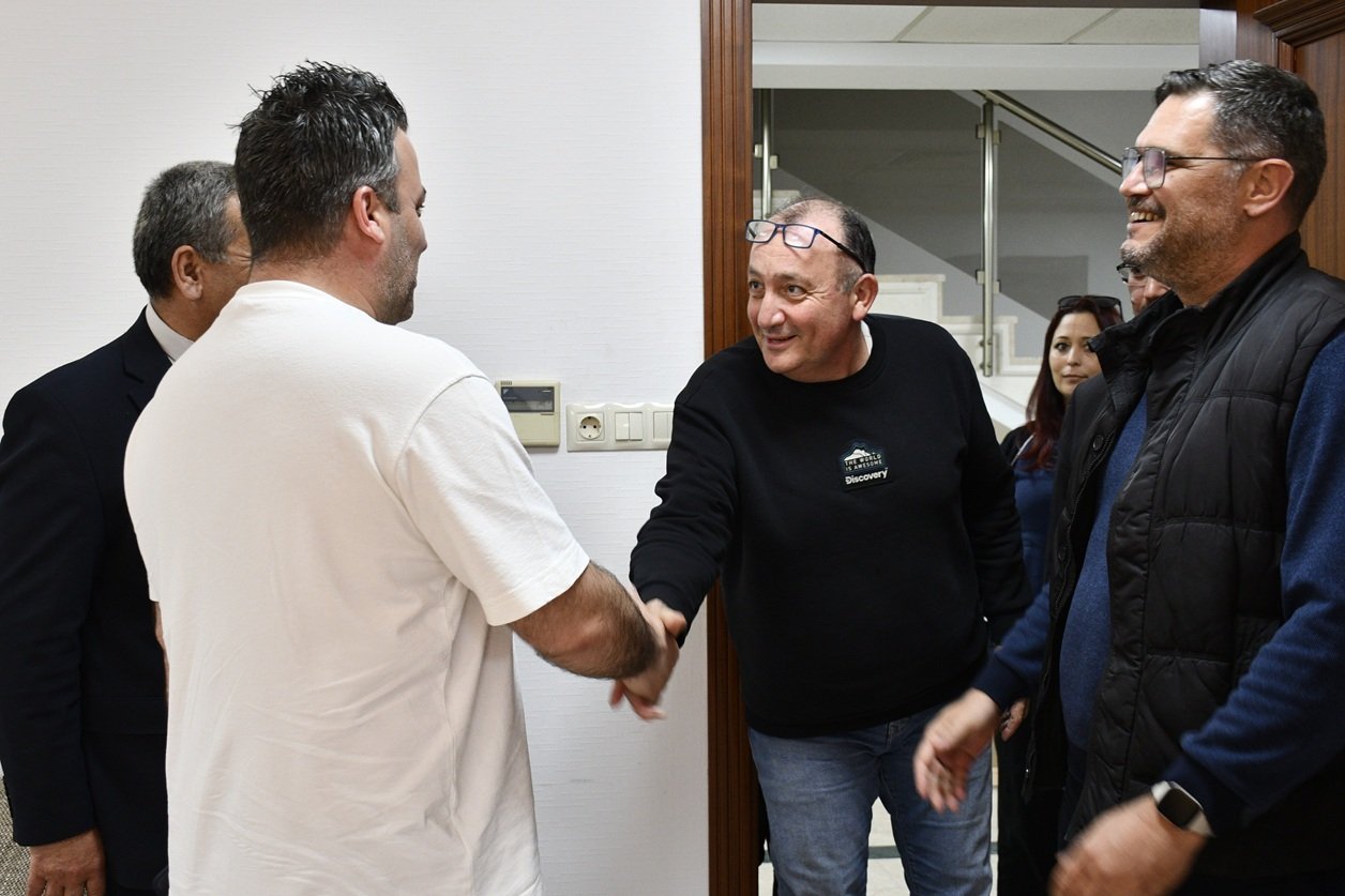 Tahsi̇n Demi̇rtaş’tan Davutlar Jeotermal Ve Hi̇zmet Çalişmalarina Yakin Taki̇p (2)-1