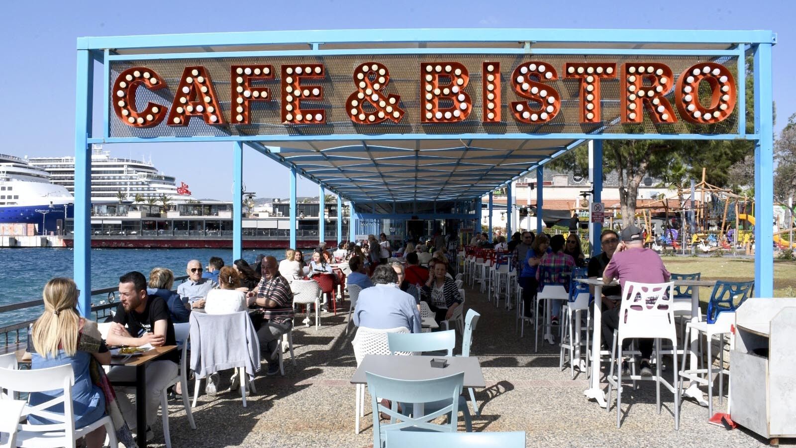 Kuşadası'nın Buluşma Noktası Arya Tesisleri