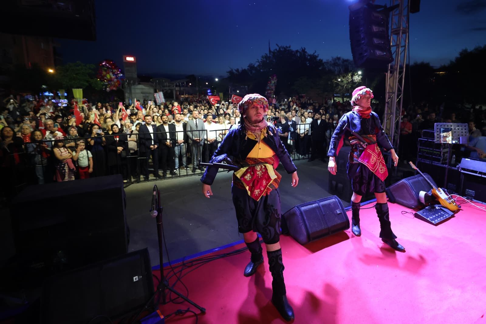 Buca 19Mayis Kortej Konser (10)
