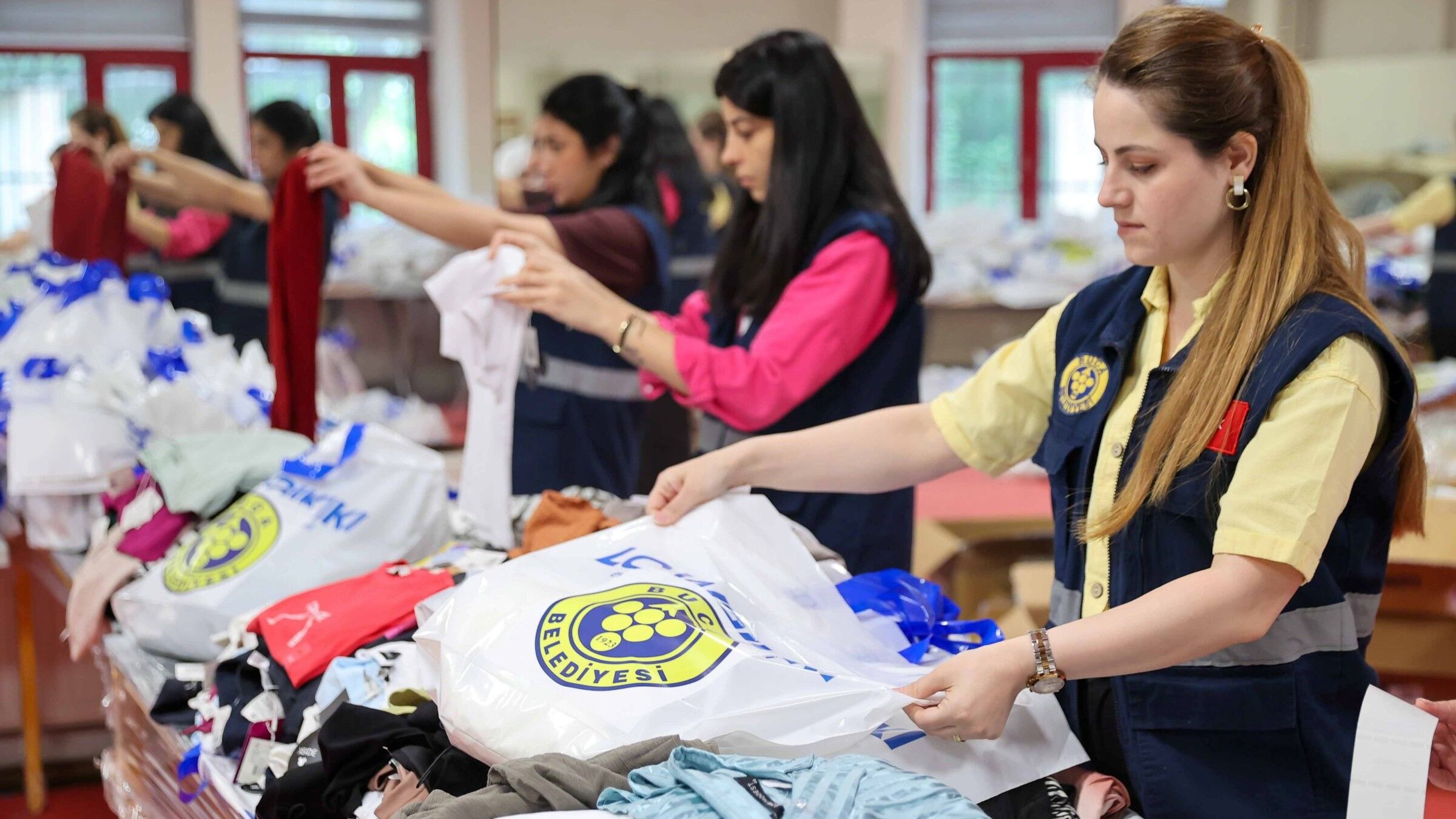Buca'da Bayram Dayanışması Büyüyor