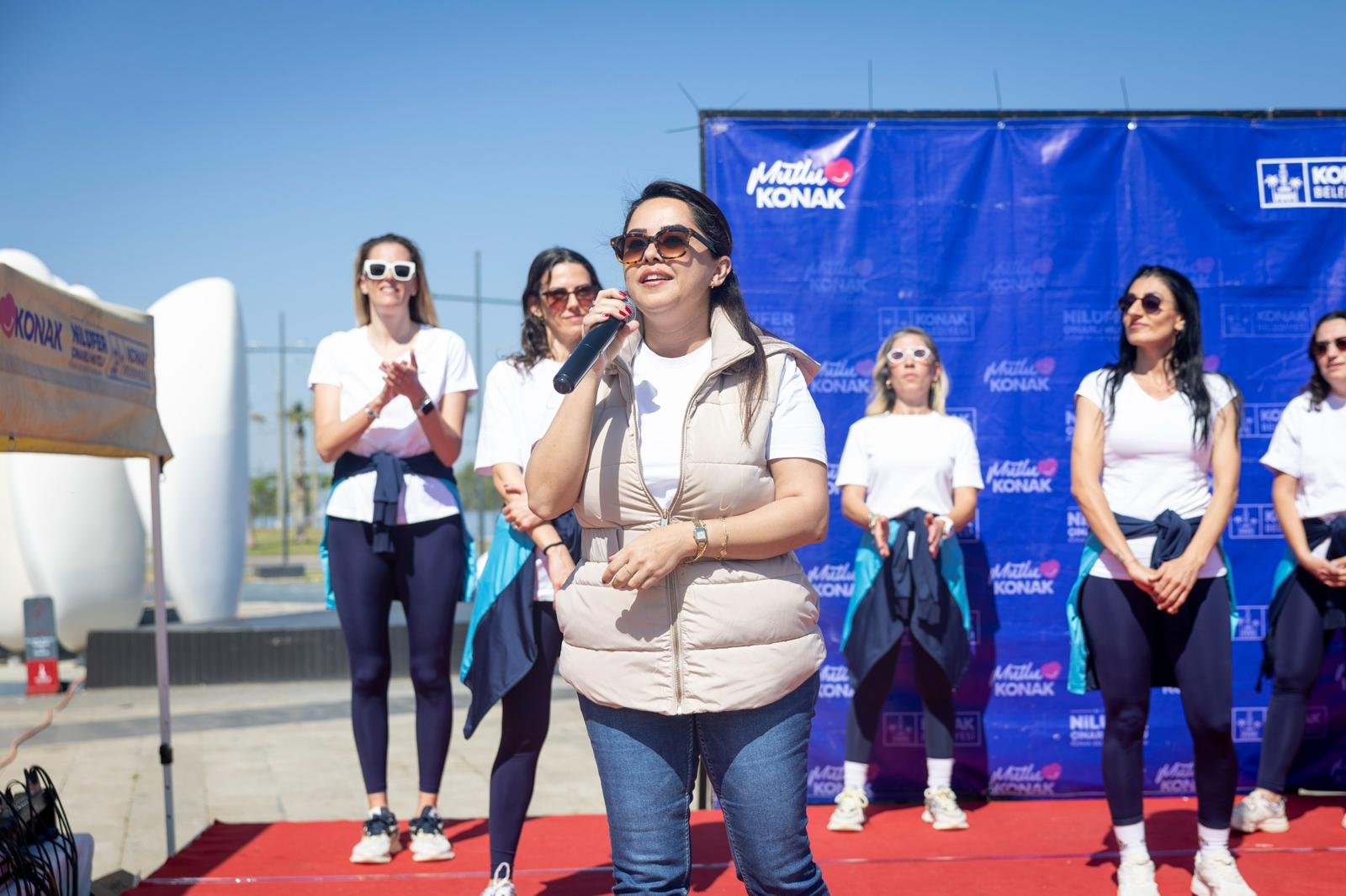 Konaklı Annelerden Anneler Günü Dansı (7)
