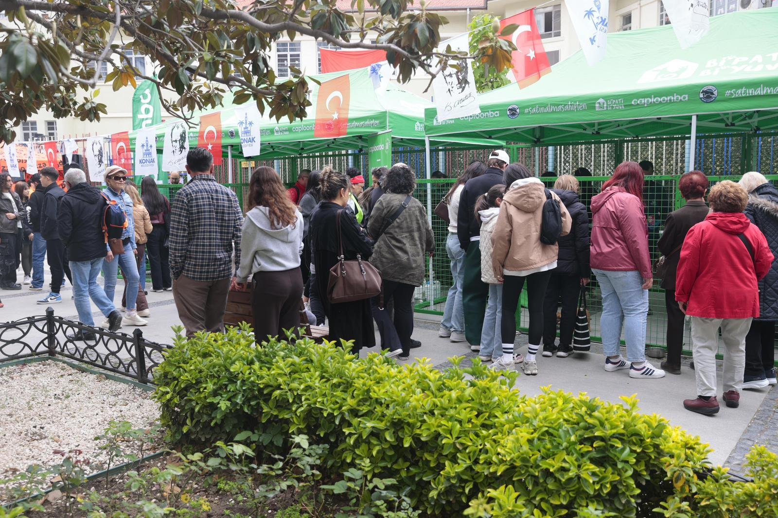 Konak’ta Sahiplendirme Buluşması 11 Can Dost Yeni Yuvalarına Kavuştu (6)