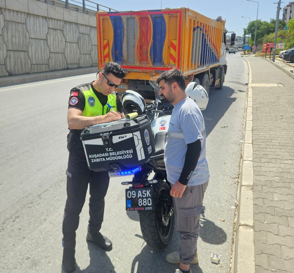 Kuşadasi’nda Uygunsuz Hafri̇yat Kamyonlarina Ceza (3)