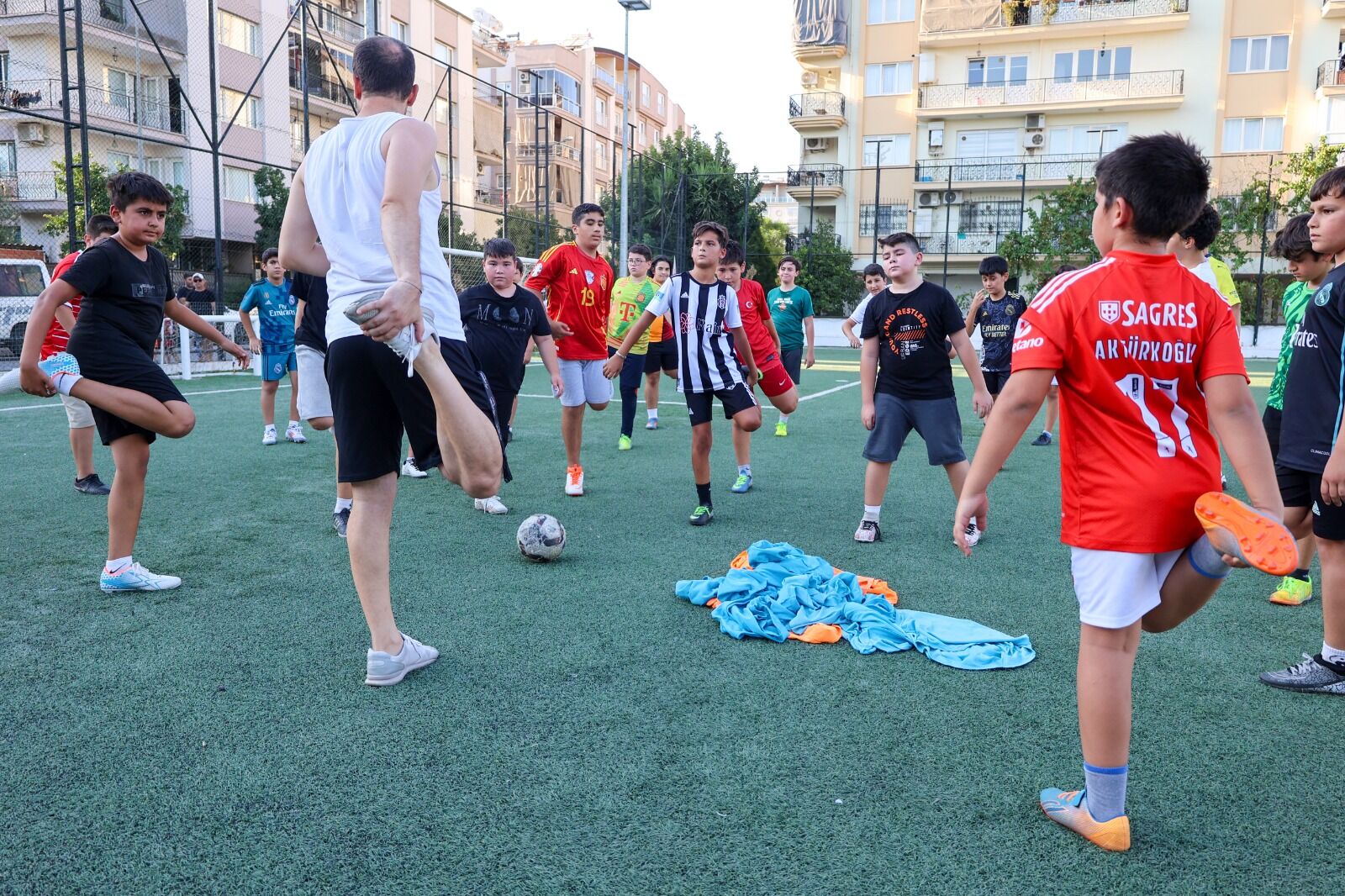 1 (8)-90
