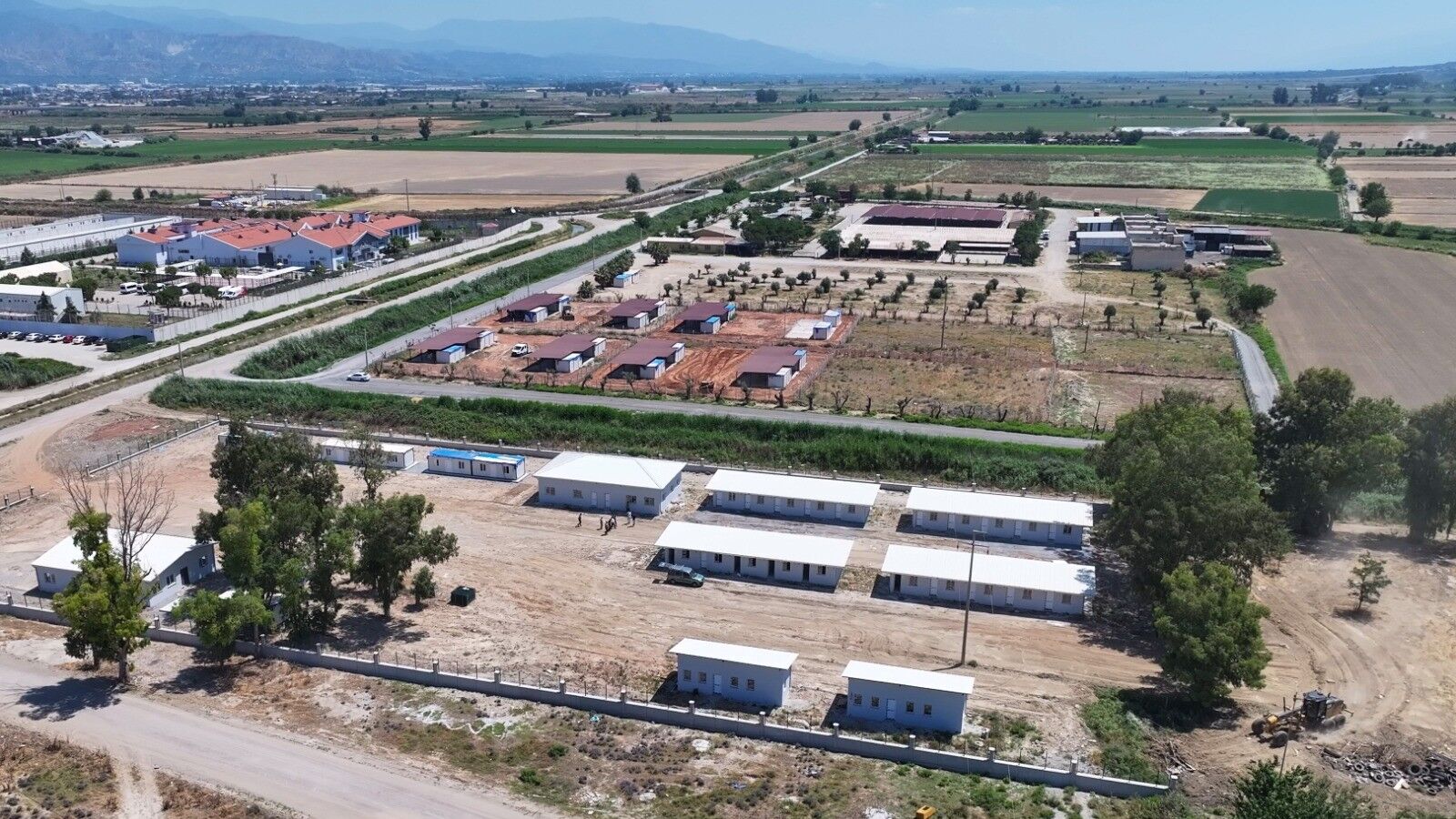 Efeler'de Patili Dostlara 26 Bin Metrekarelik Yeni Yaşam Alanı