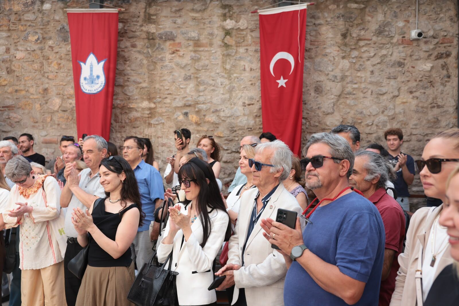 Kıllıoğlu Hamamı Sanatla Yaşamaya Devam Ediyor “Görünmeyen Formlar” Sergisi Açıldı (10)
