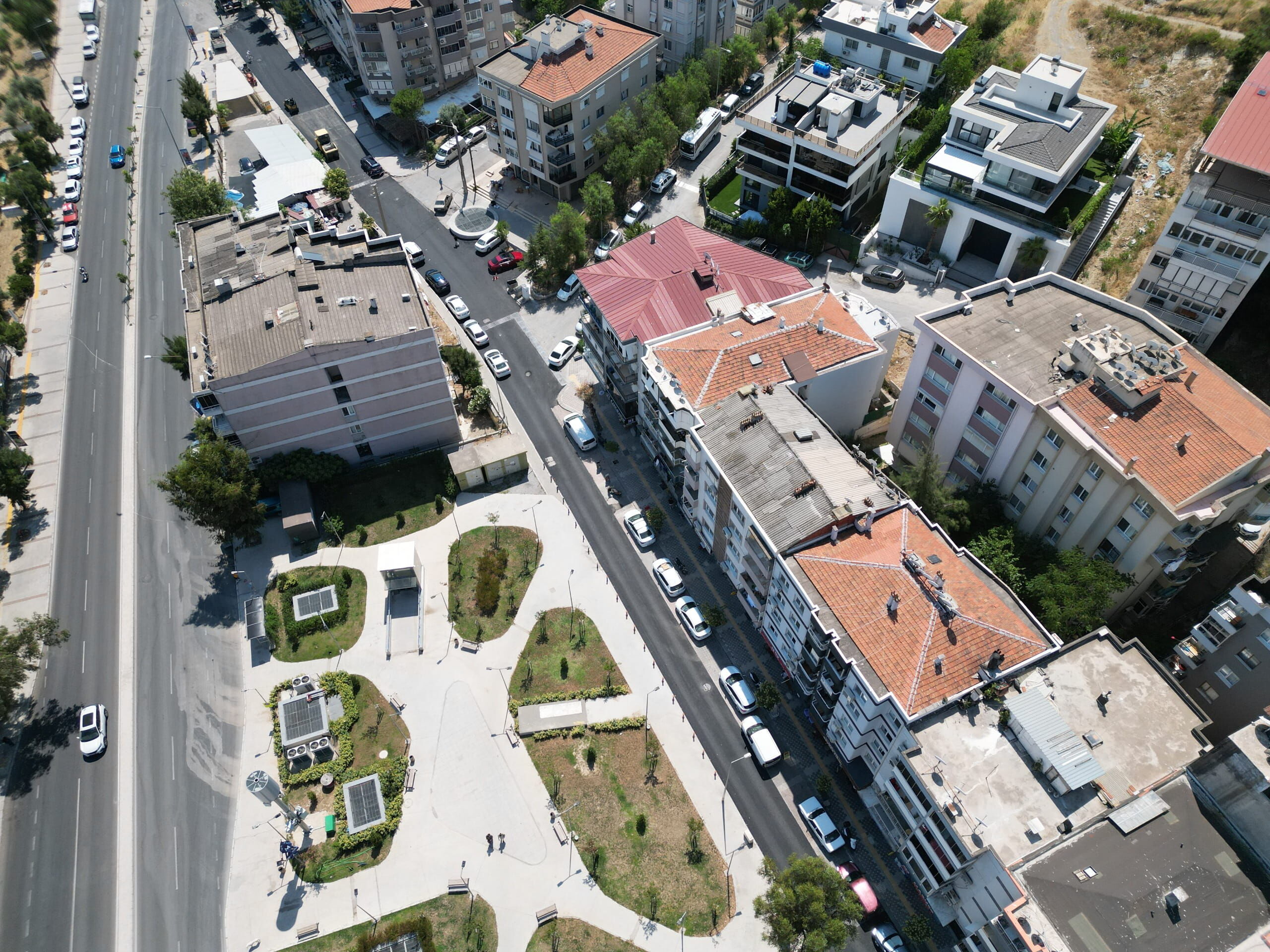 Başkan Erman Uzun Asfalt Seri̇m Çalişmalarini İnceledi̇ (7)