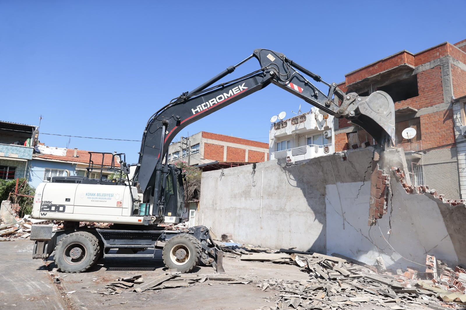 Konak Belediyesi’nden Kaçak Yapılaşmaya Sıfır Tolerans (6)