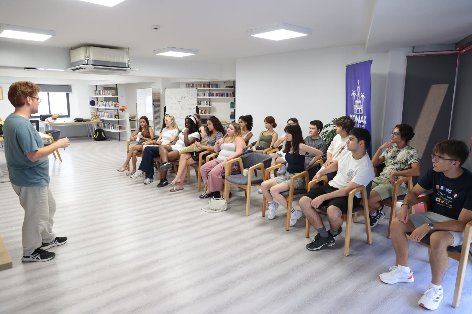 Konak’ın Gençlik Merkezlerine Belçikalı Ve Kıbrıslı Gençlerden Tam Not (5)