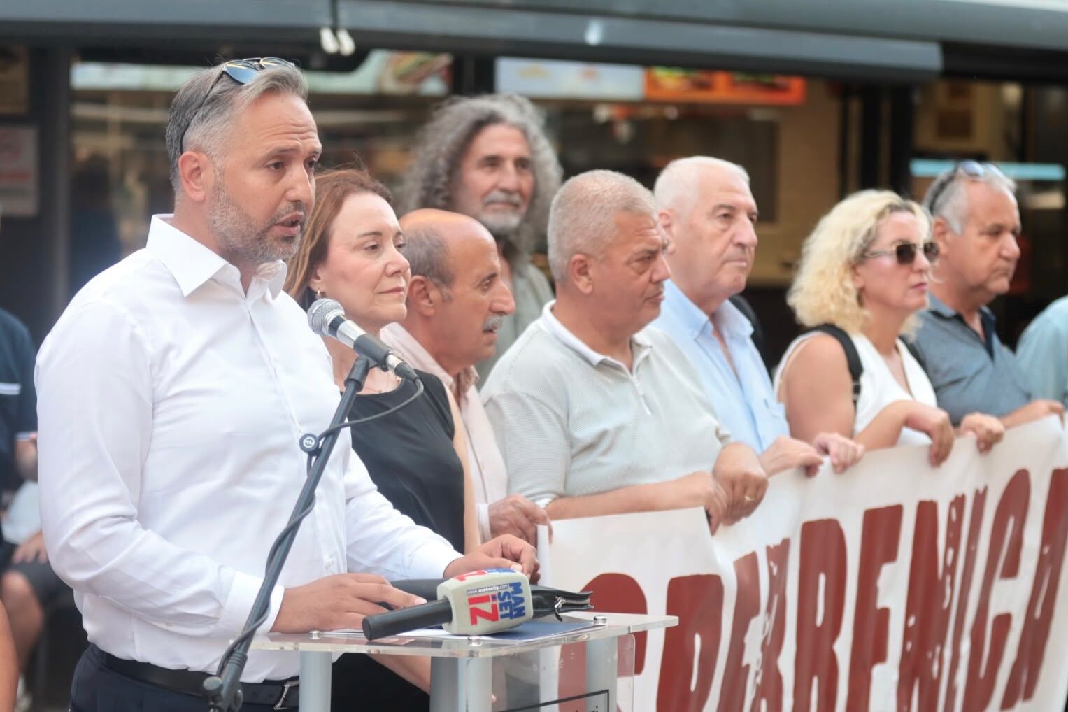 Srebrenitsa’da Katledilen Canlar Konak’ta Anıldı (6)