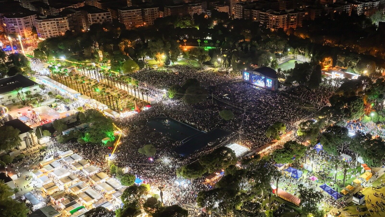 95. İEF'te Çim Konserleri Rüzgarı Esecek