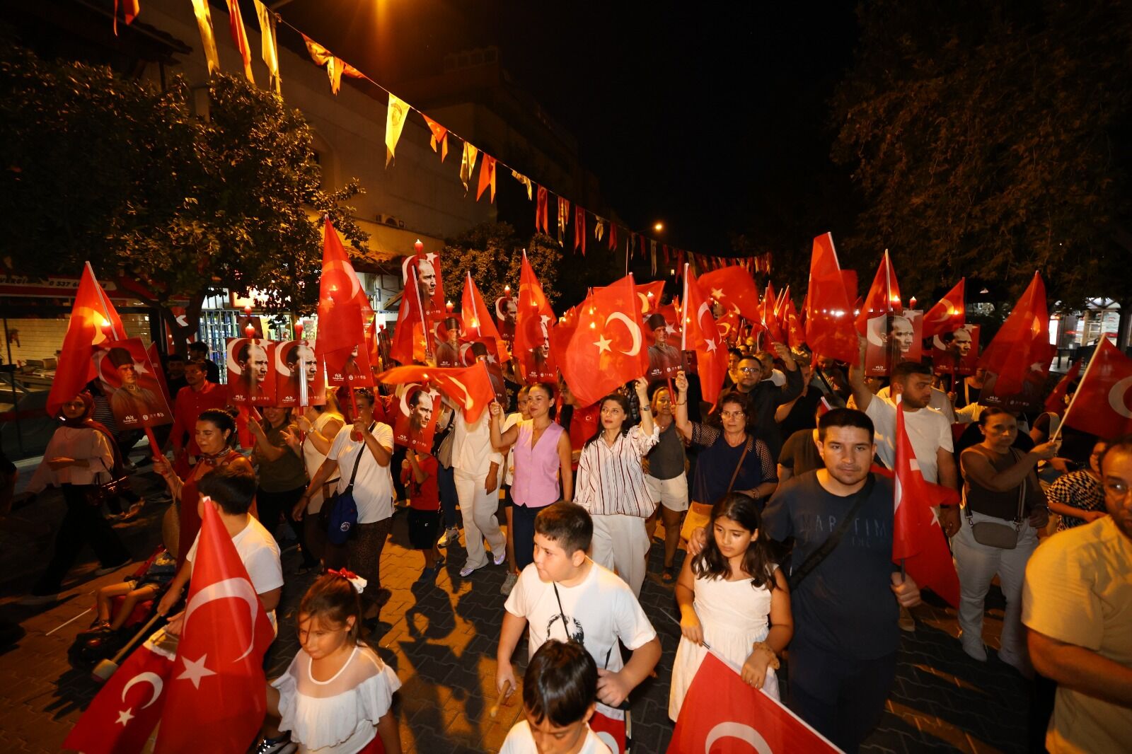 30 Ağustos Efes Selçuk Arşi̇vden (2)