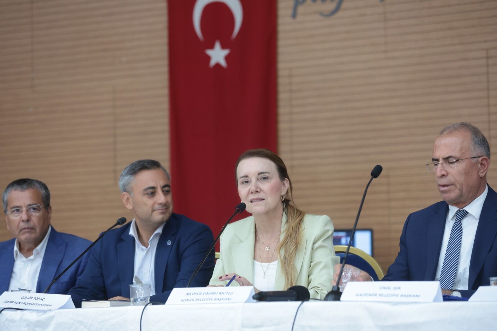 Aydın Erten ‘Halkçı Belediyeciliğin İzinde’ Paneliyle Anıldı (2)