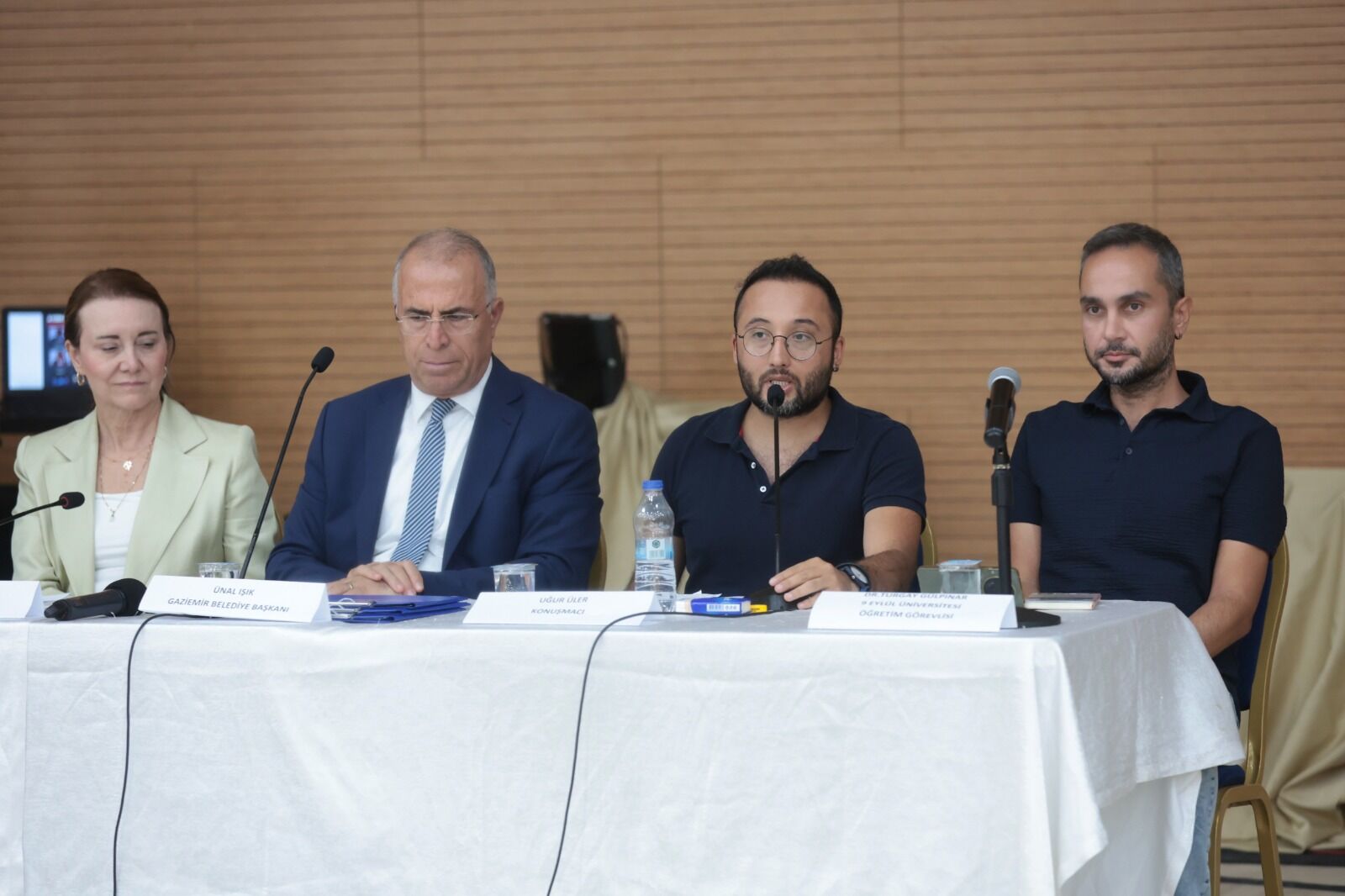 Aydın Erten ‘Halkçı Belediyeciliğin İzinde’ Paneliyle Anıldı (3)