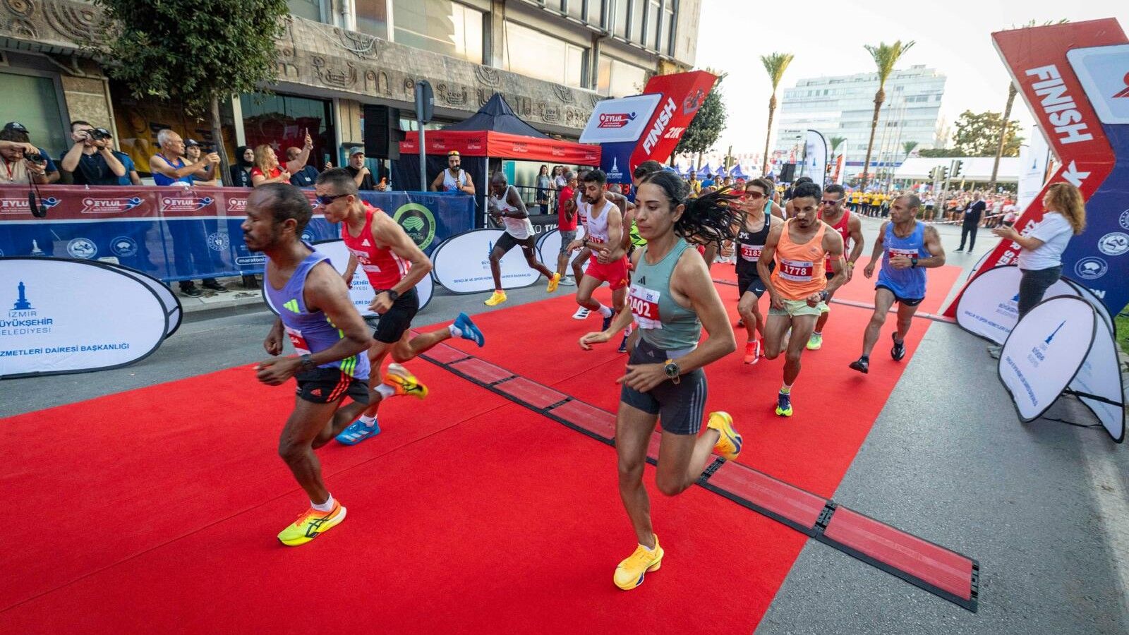 9 Eylül Coşkusu Yarı Maratonla Taçlandı