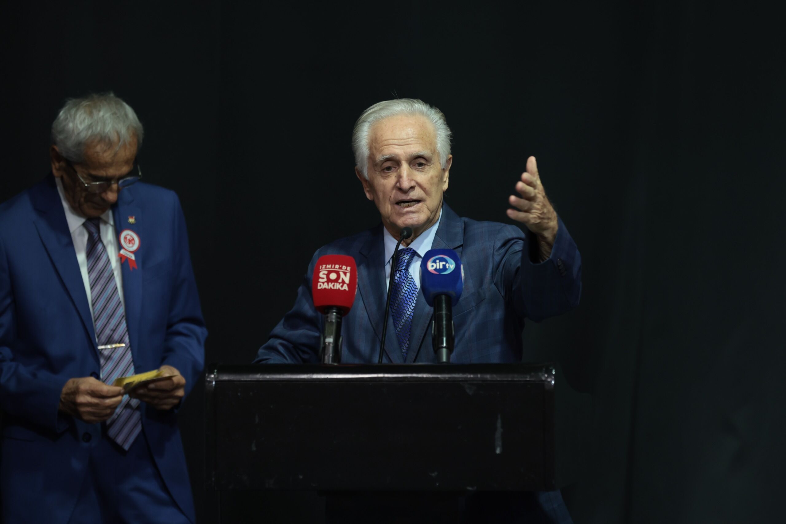Konak’ta Sporun Emektarlarına Vefa Gecesi (4)