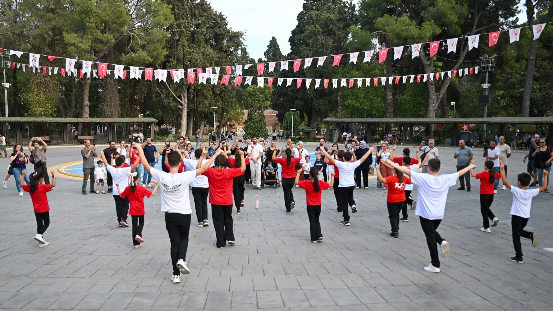 Bornova Sokaklarında Hareket ve Sürdürülebilirlik Rüzgarı