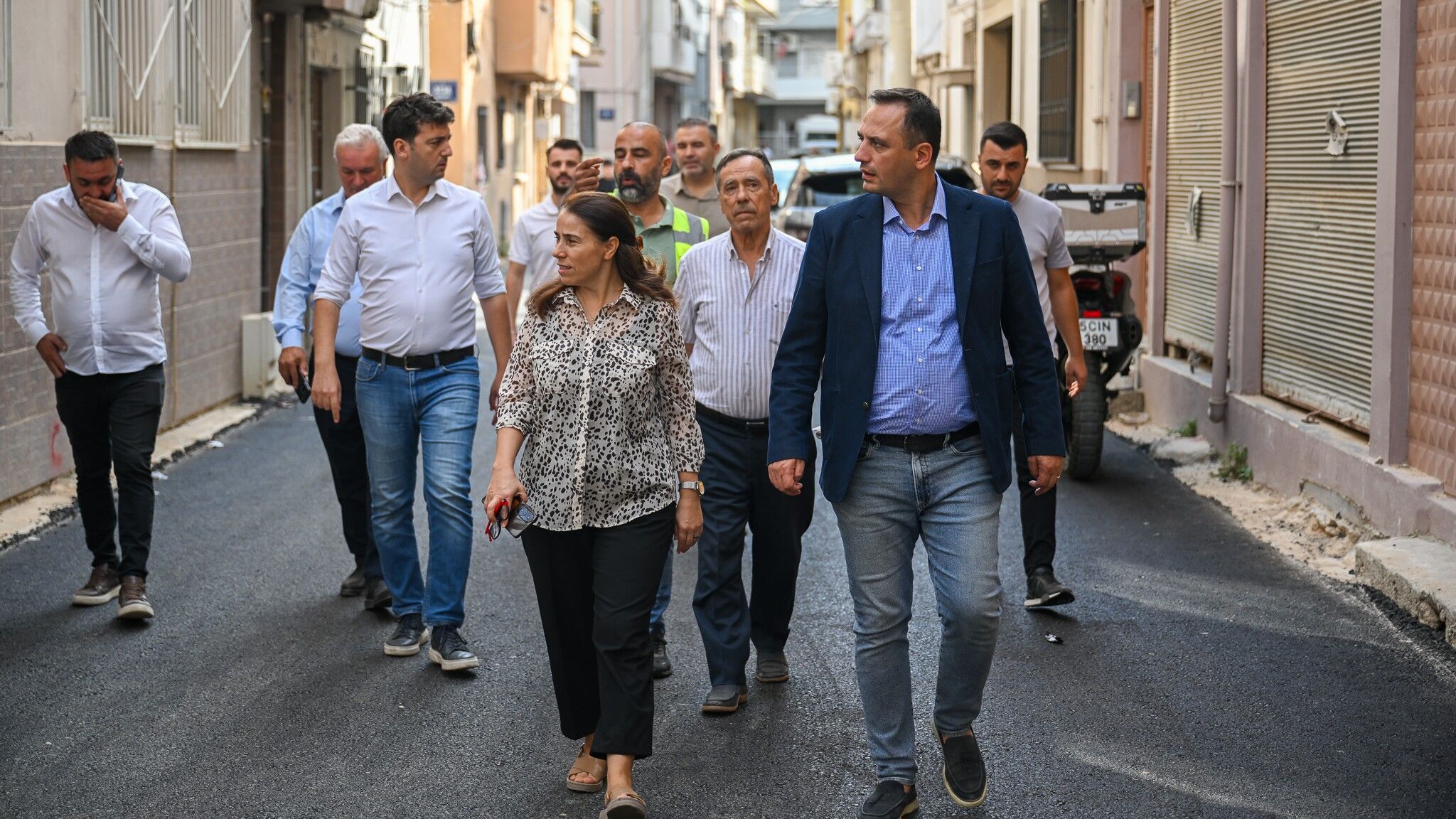 Bornova Çamdibi'nde 282 Sokak Asfaltla Buluşuyor