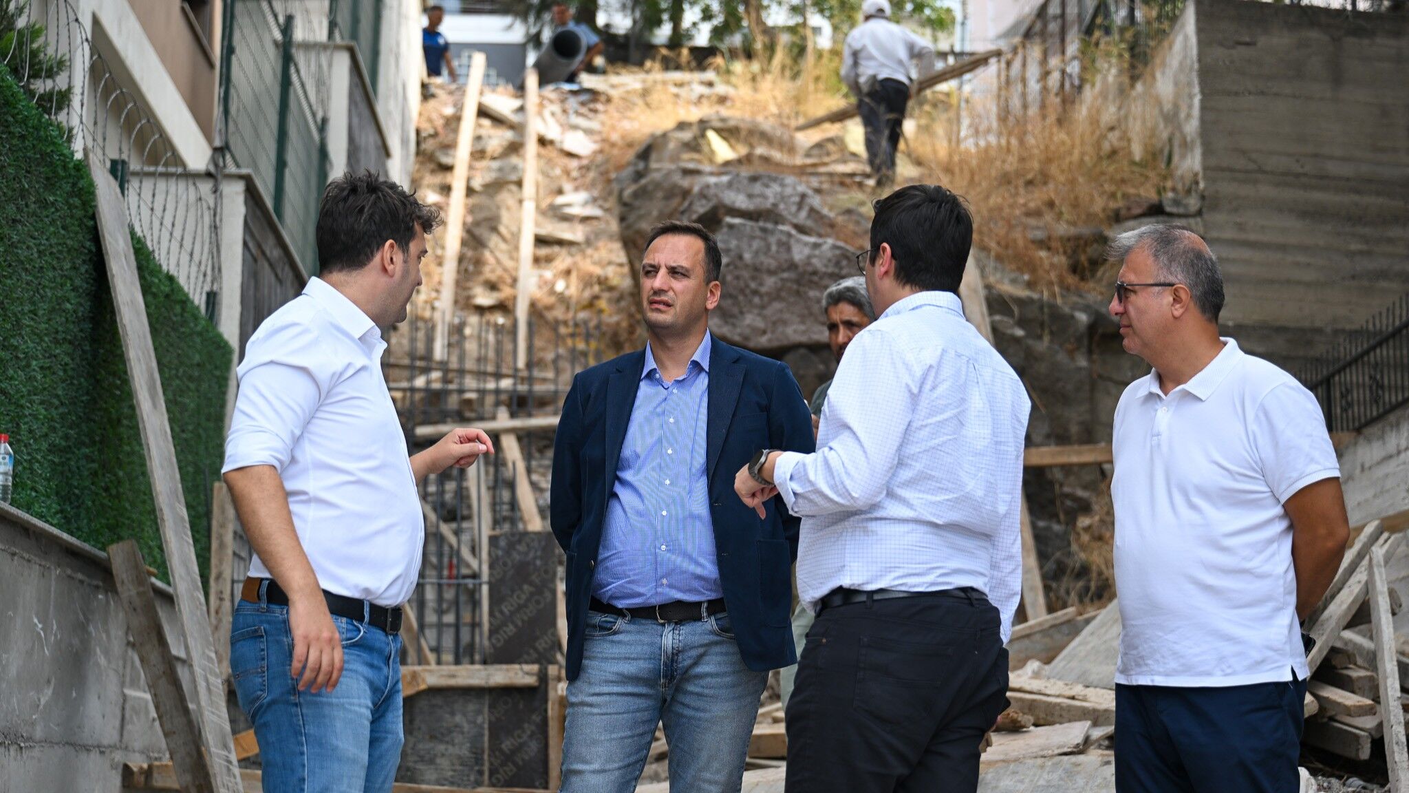 Bornova'da Çifte Merdiven Hamlesi: 20 Yıllık Hasret Bitiyor