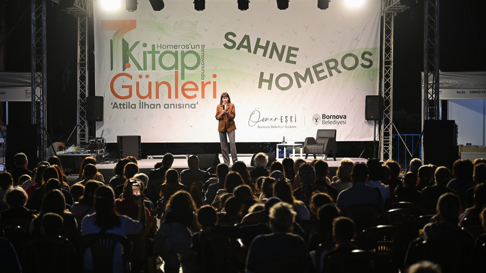 7. Homeros Kitap Günleri Kapılarını Coşkuyla Açtı