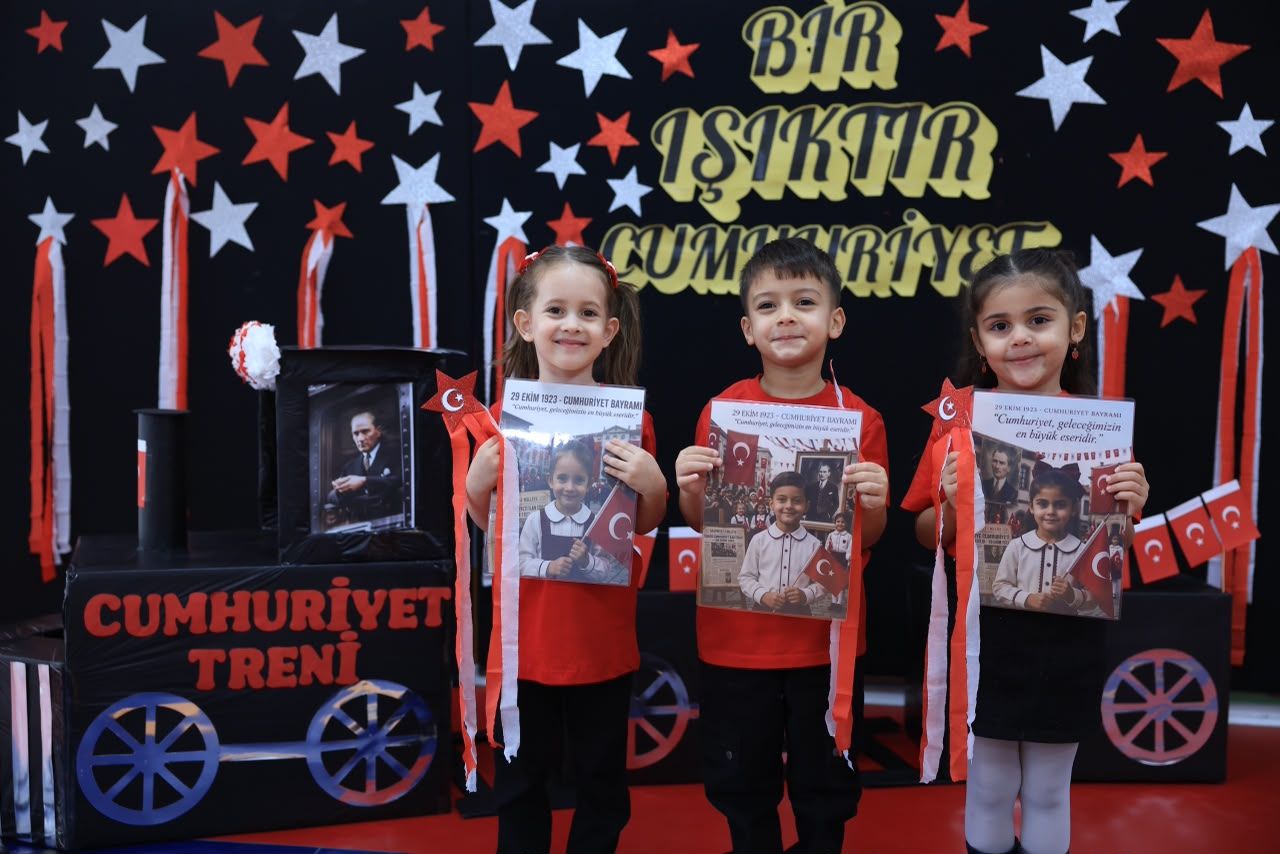Cumhuriyet Coşkusu Konaklı Miniklerin Kalbinde Yankılandı (1)