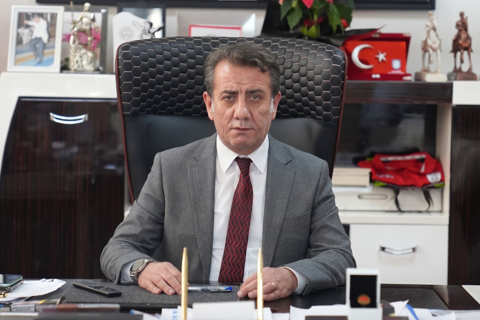 Efeler Beledi̇ye Başkani Anil Yeti̇şki̇n-12
