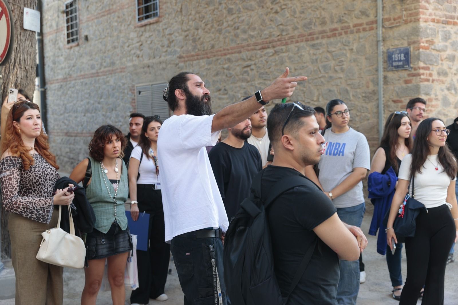 Konaklı Gençler Yerel Tarih Gezisiyle Alsancak’ı Keşfe Çıktı (11)