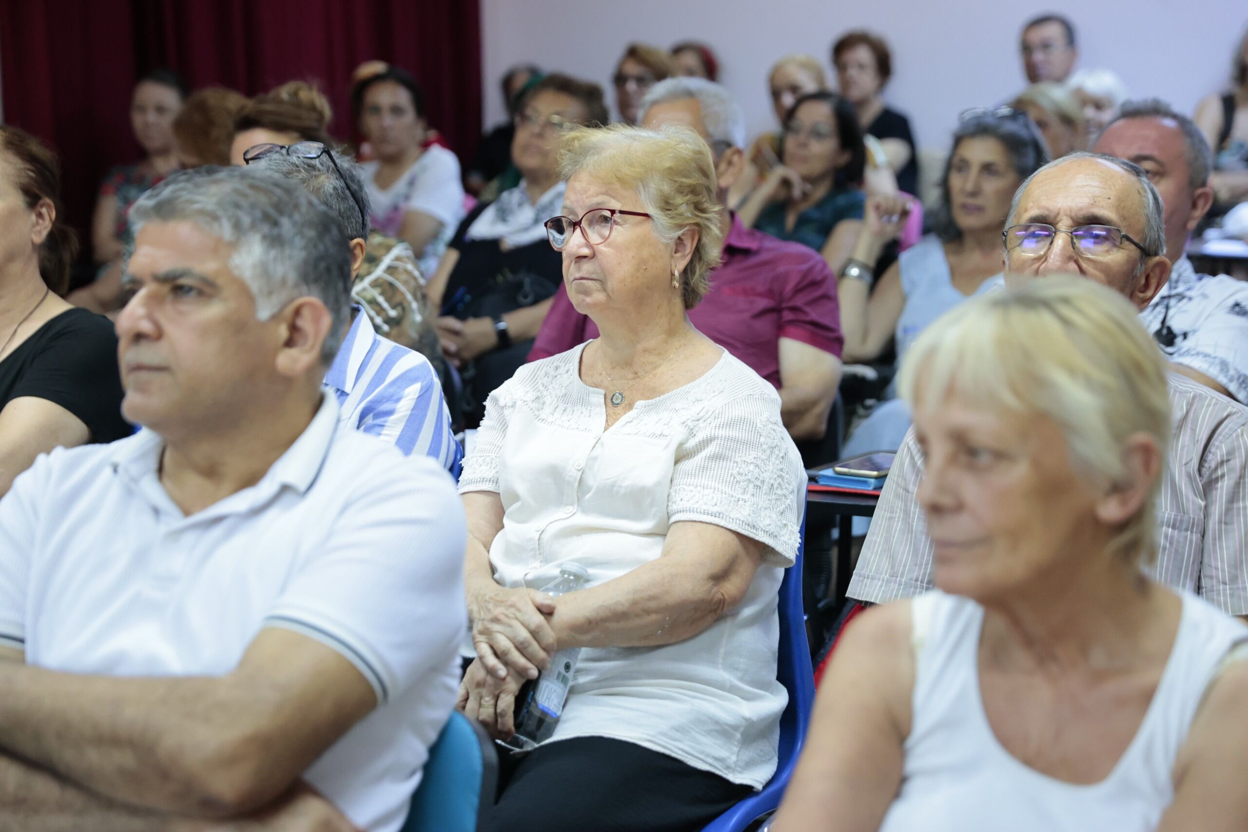 Konak’ta Aile İçi Farkındalık Seminerleri Başlıyor (2)