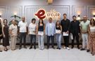 Efeler'in Merkezlerinde Hayallerine Ulaşan Gençler Başkan Yetişkin ile Buluştu