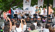 Bornova'da Müzik Rüzgarı: Sahne Sırası Kursiyerlerindi