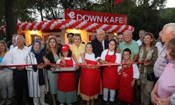 Efeler'de Down Kafe Hizmete Açıldı